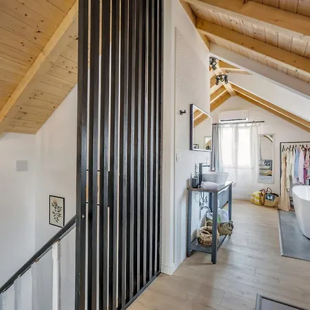 Studio Apartments Yucca, 2-Min To The Beach And 5 To Trogir Exterior photo