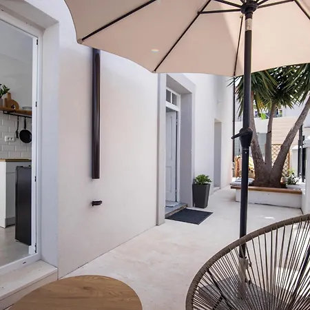 Studio Apartments Yucca, 2-Min To The Beach And 5 To Trogir Exterior photo
