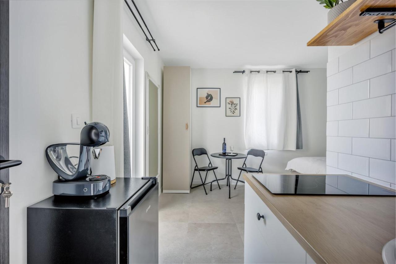 Yucca, 2-min To The And 5 To Apartment Trogir